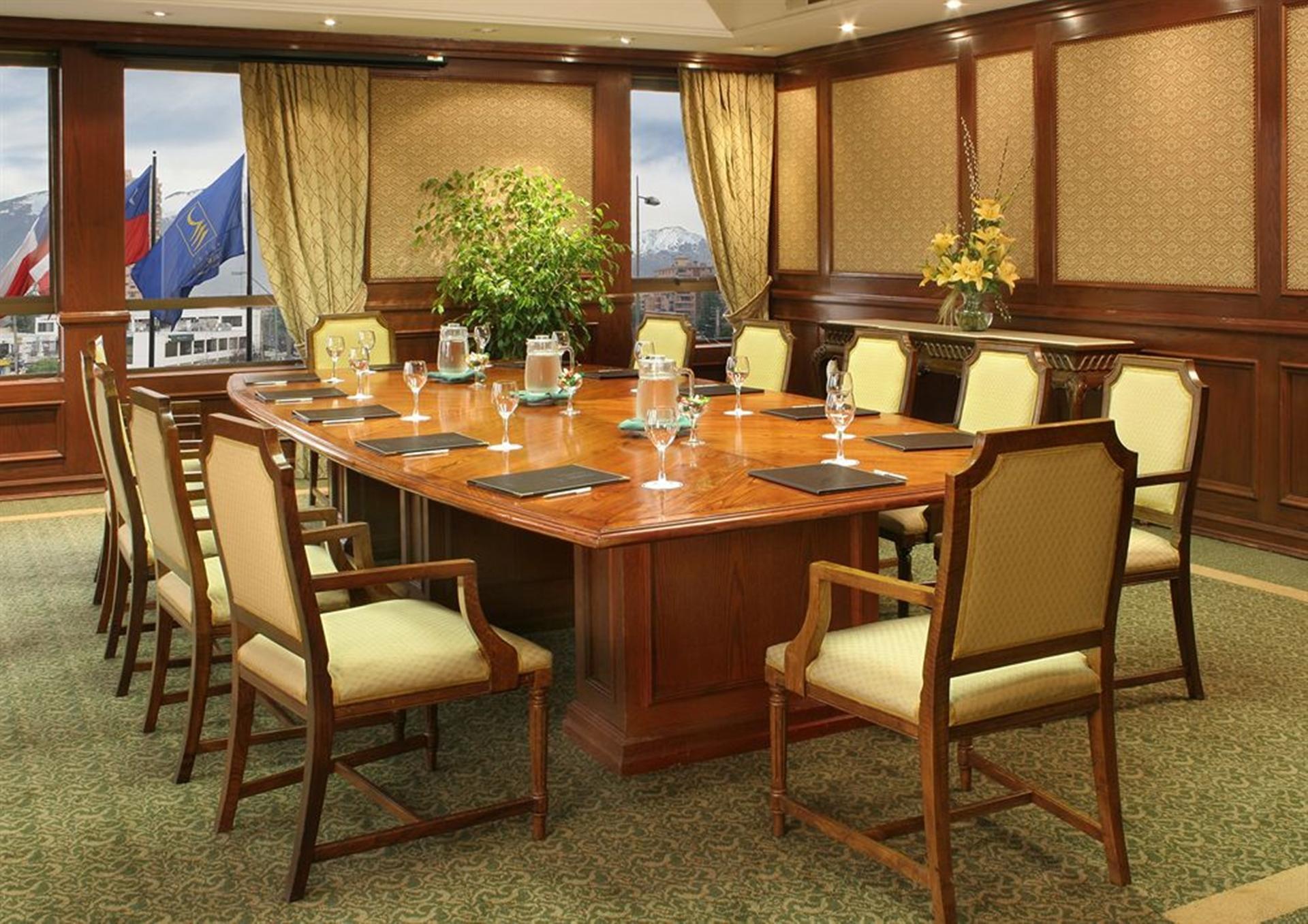 Hotel Regal Pacific Santiago Ngoại thất bức ảnh The meeting room of the European Economic and Financial Affairs Council